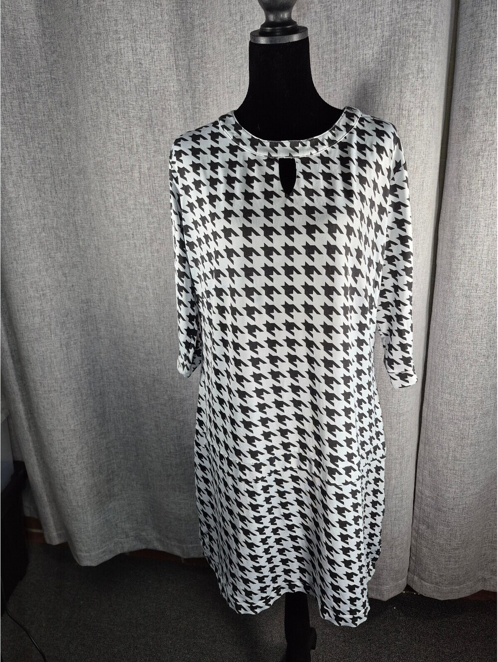 Erma’s Closet Houndstooth Dress XL Black White Keyhole 3/4 Sleeve Pockets